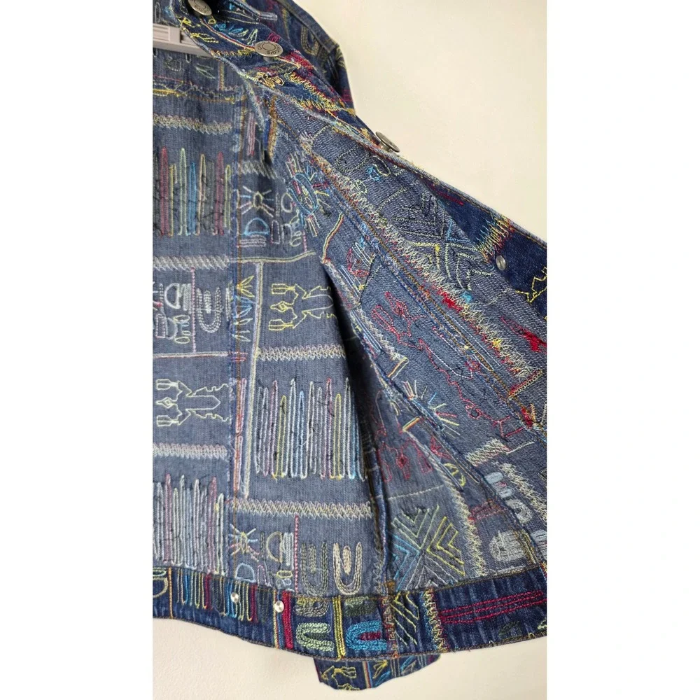 Chicos Design Jean Jacket Womens Sz 2 Blue Embroidered Beaded Denim Tribal Boho‎